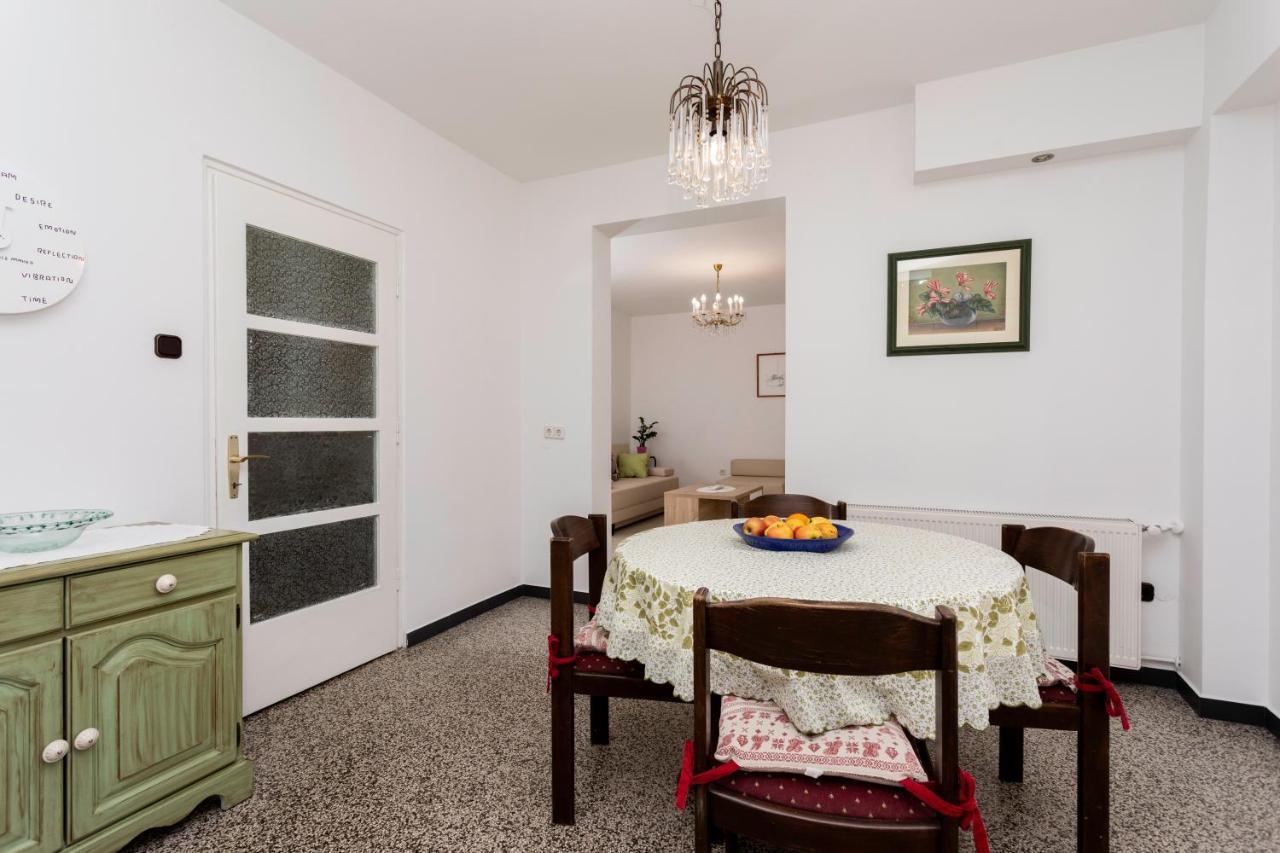 Apartments Hana Baška Eksteriør bilde