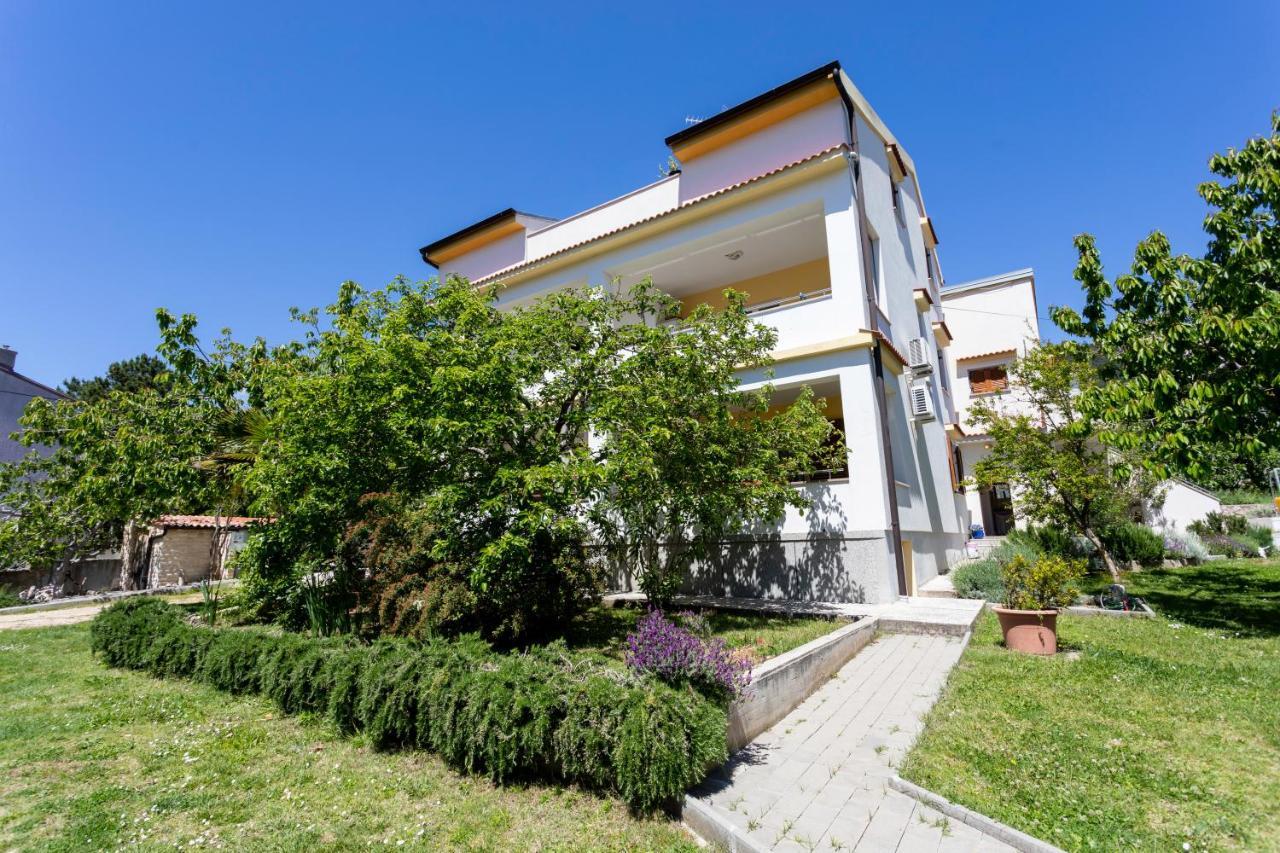Apartments Hana Baška Eksteriør bilde